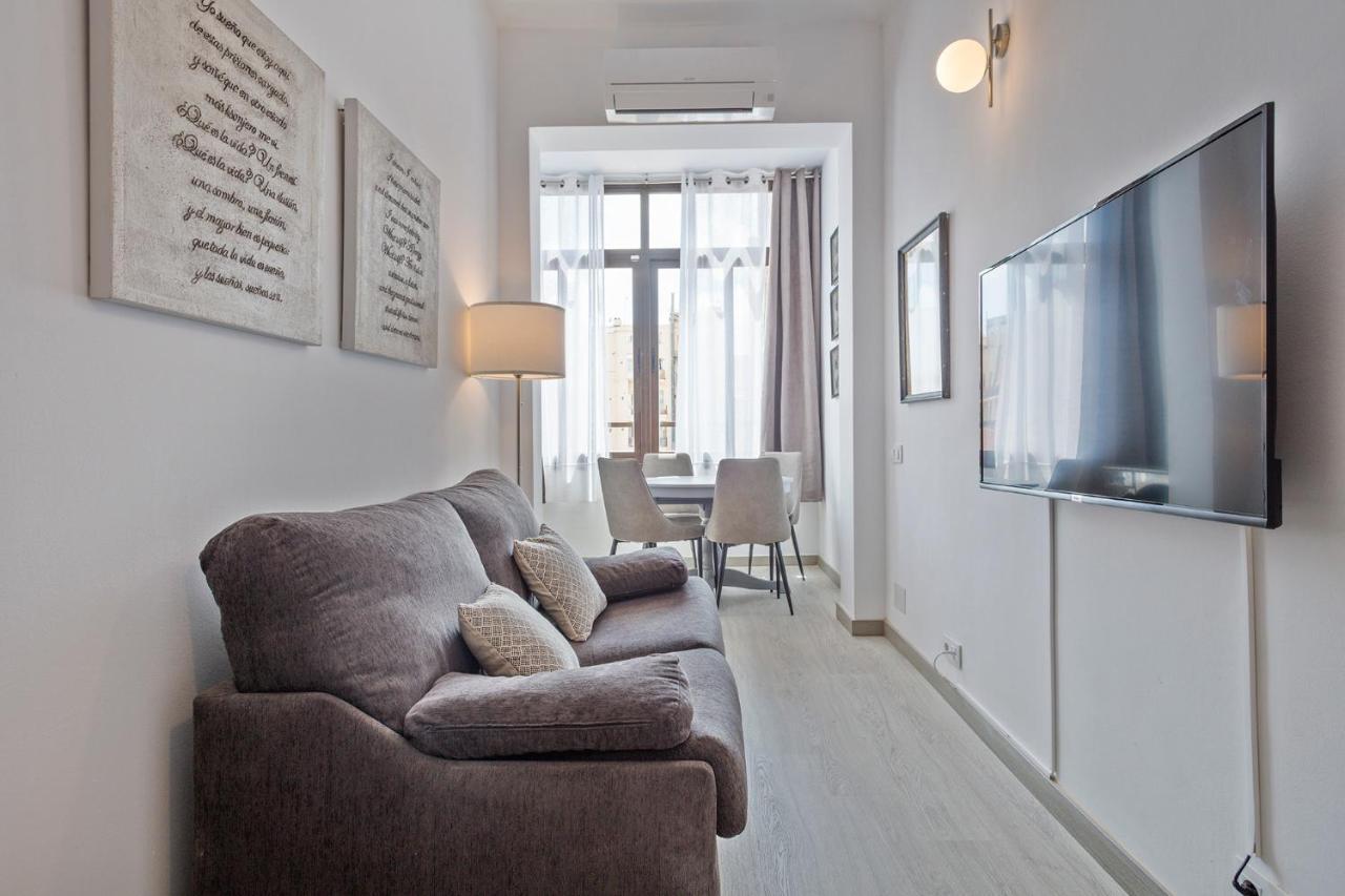 Alcam Books Apartment Barcelona Exterior photo