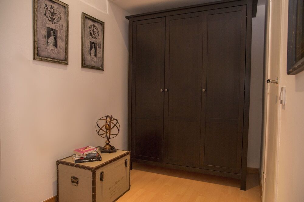 Alcam Books Apartment Barcelona Exterior photo